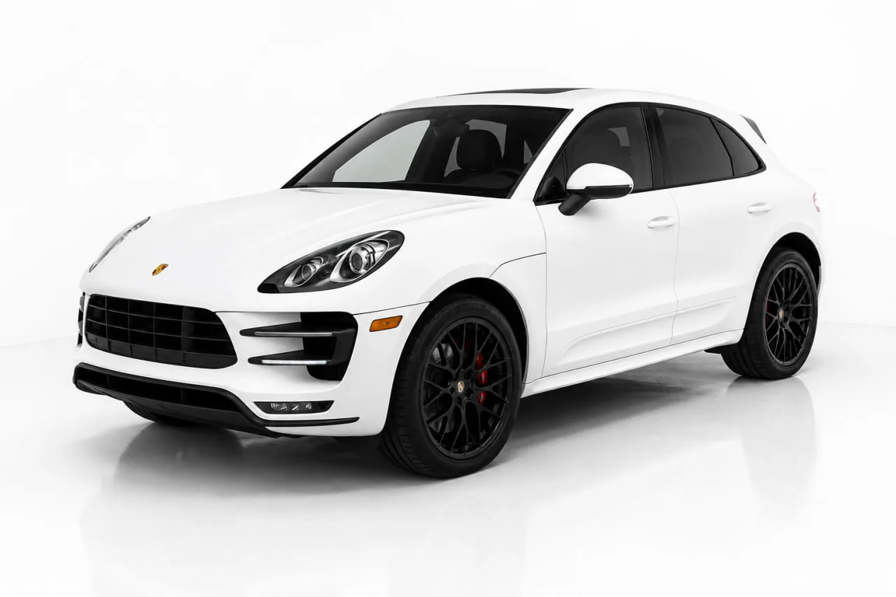 2018 Porsche Macan Turbo - Photo 1